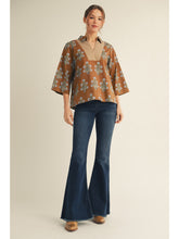 Load image into Gallery viewer, 3/4 Sleeve Floral Top
