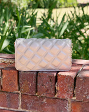Load image into Gallery viewer, Brynleigh Clutch Crossbody
