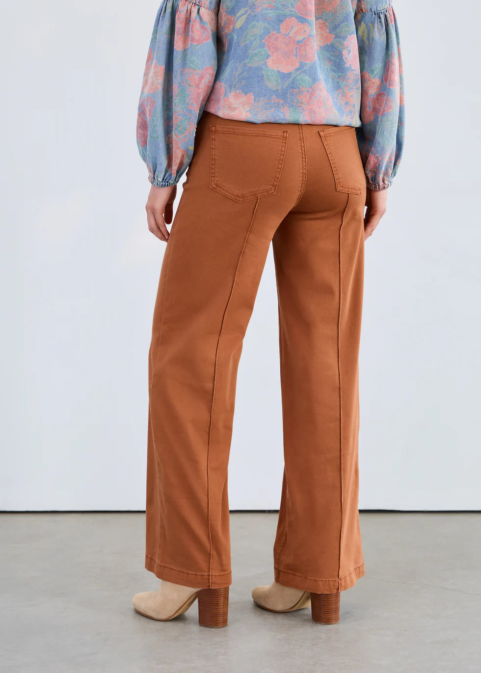 2447511 Olivia Wide Leg Jean