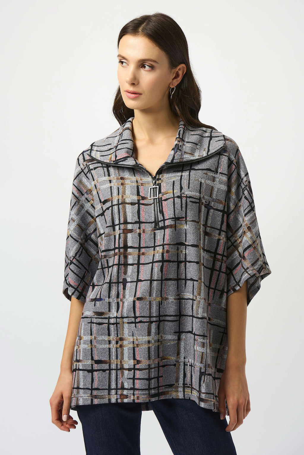 253058 Sweater Knit Plaid Print Boxy Top