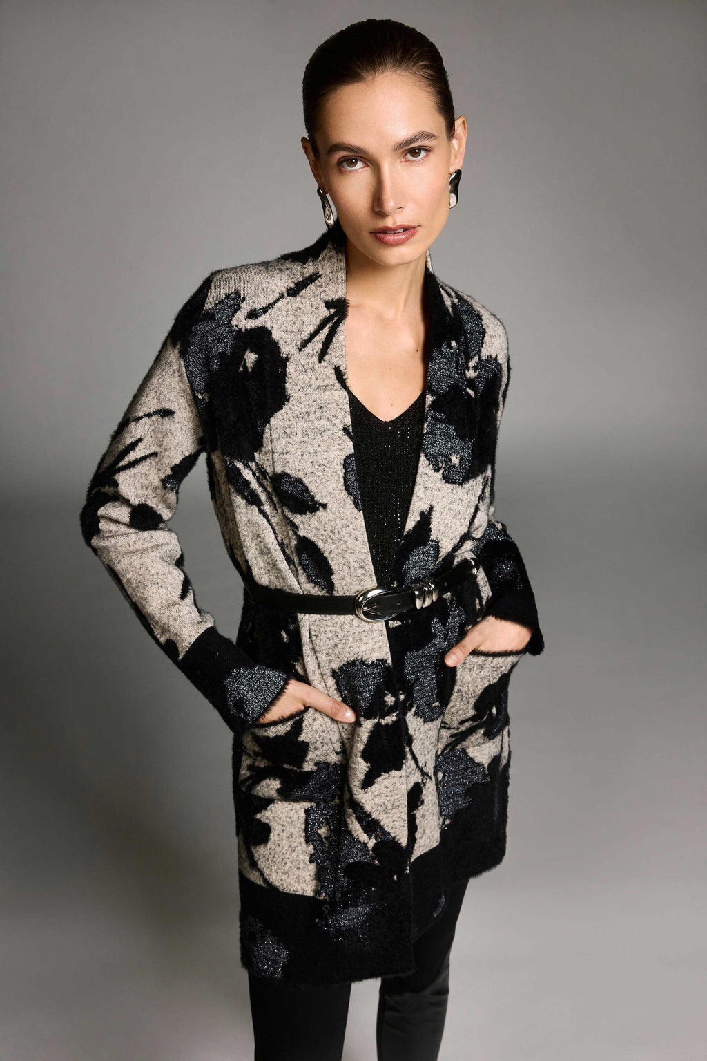253956 Abstract Jacquard Long Cardigan