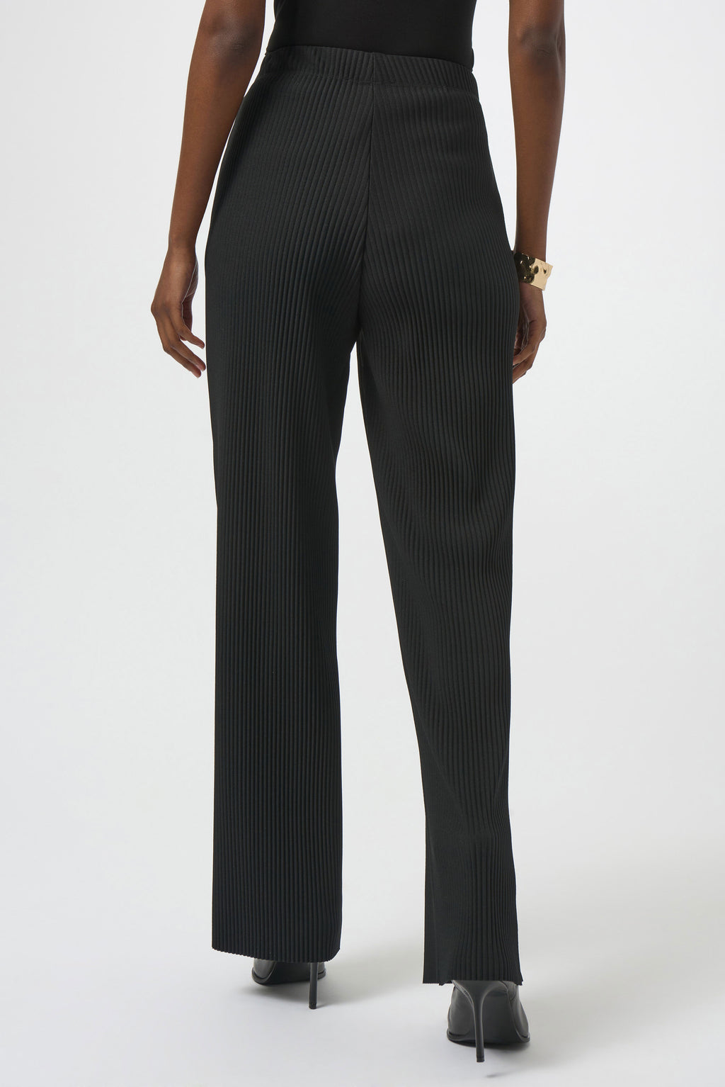 Pleated Scuba Crepe Wide-Leg Pants