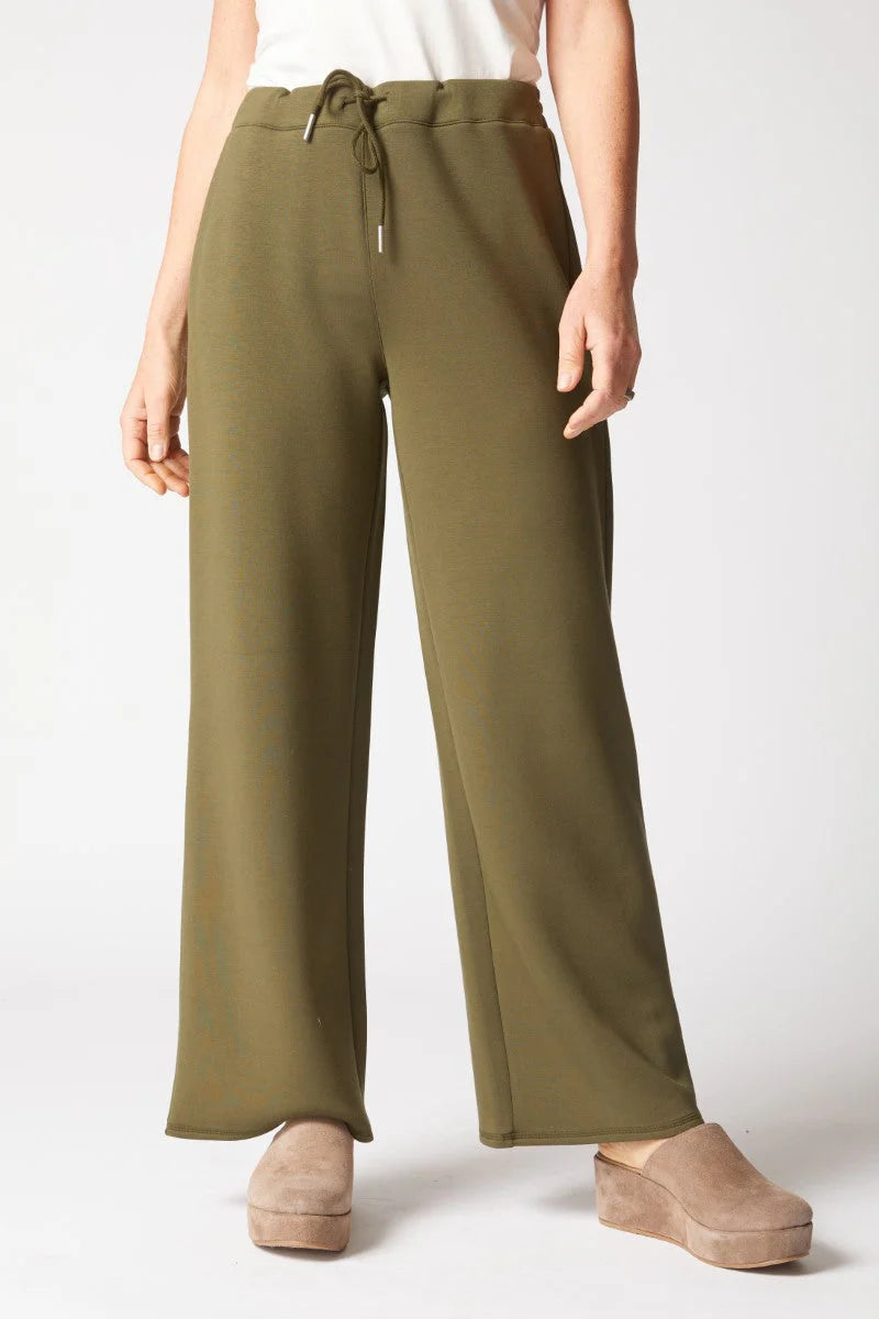 52164 Passport Knit Travel Pant