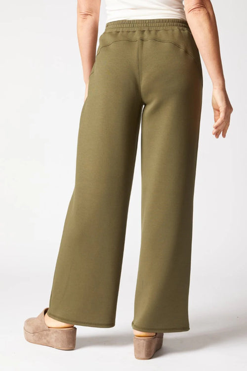 52164 Passport Knit Travel Pant
