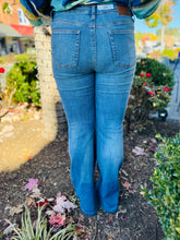 Load image into Gallery viewer, MR Jaqueline New Flare Double Angular Seam
