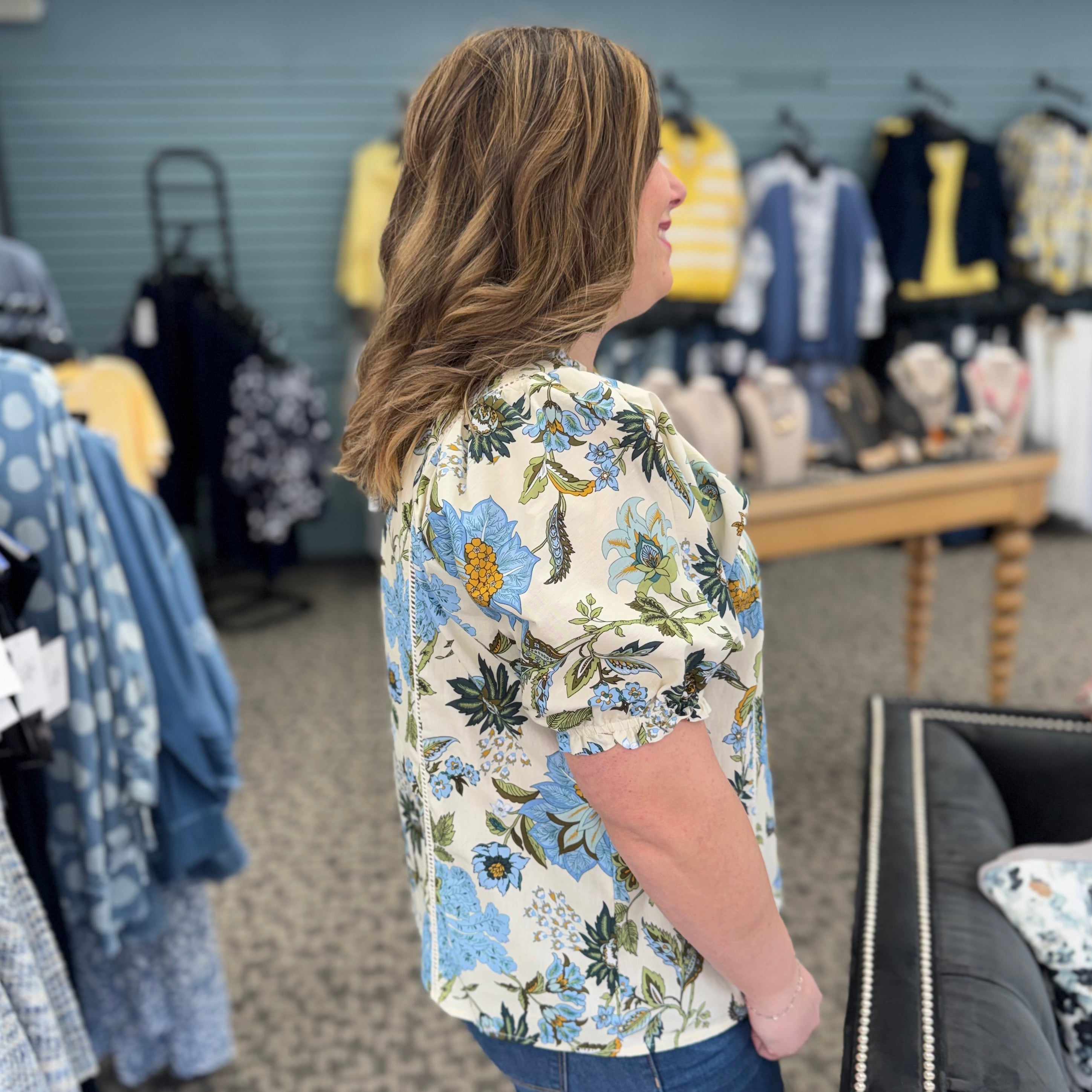 Short Sleeve Floral Print V-Neck Top