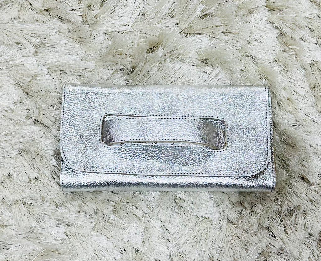 Able Mare Handle Clutch