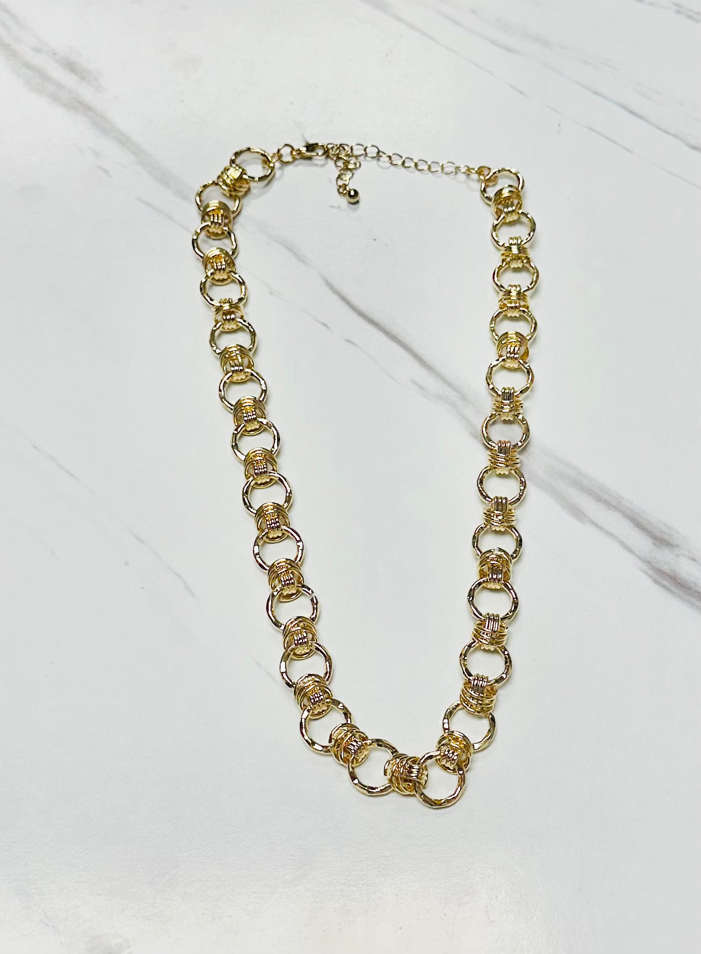 Newark Circle Link Necklace