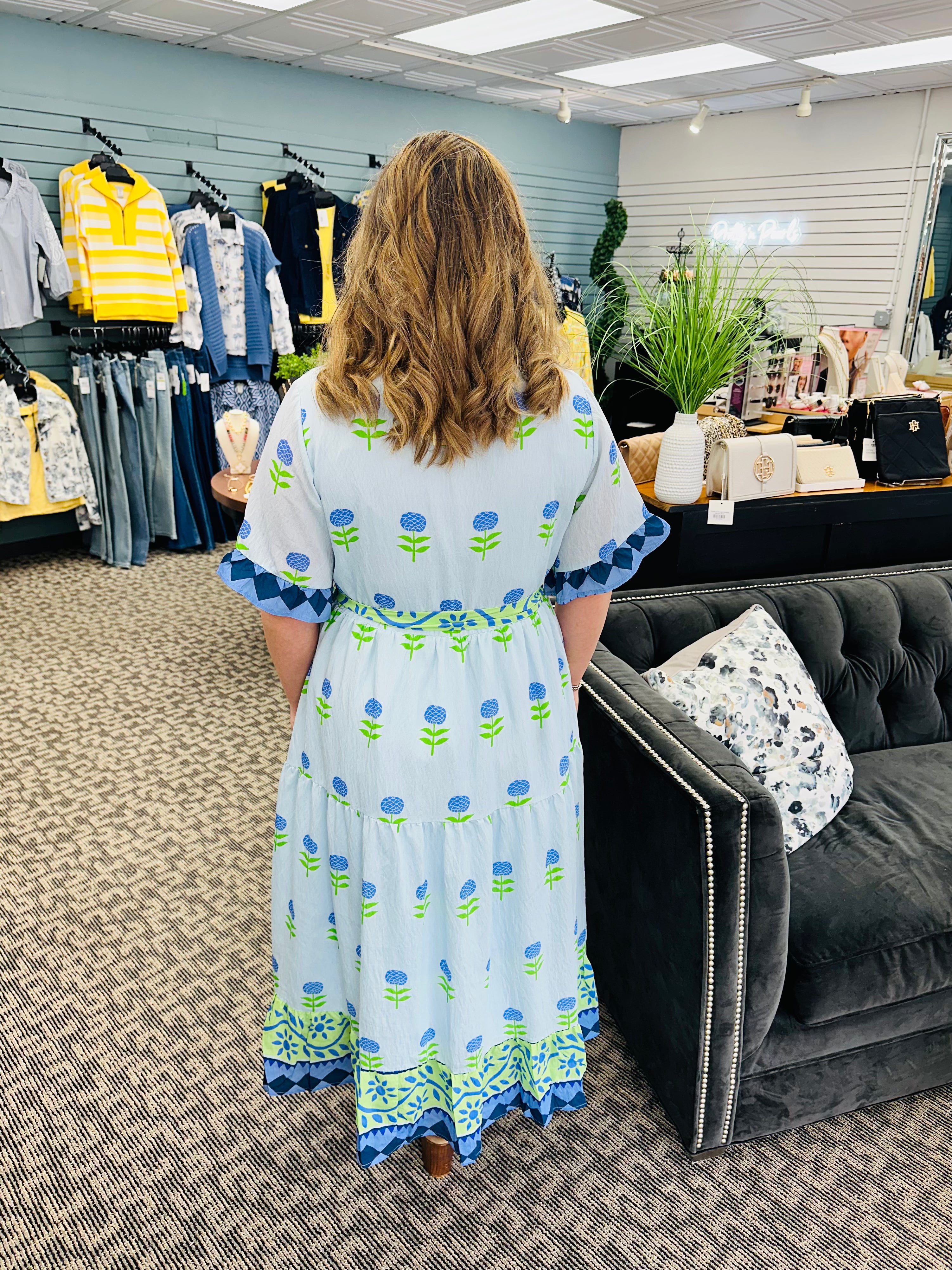 Short Sleeve Tiered Floral Midi Dress