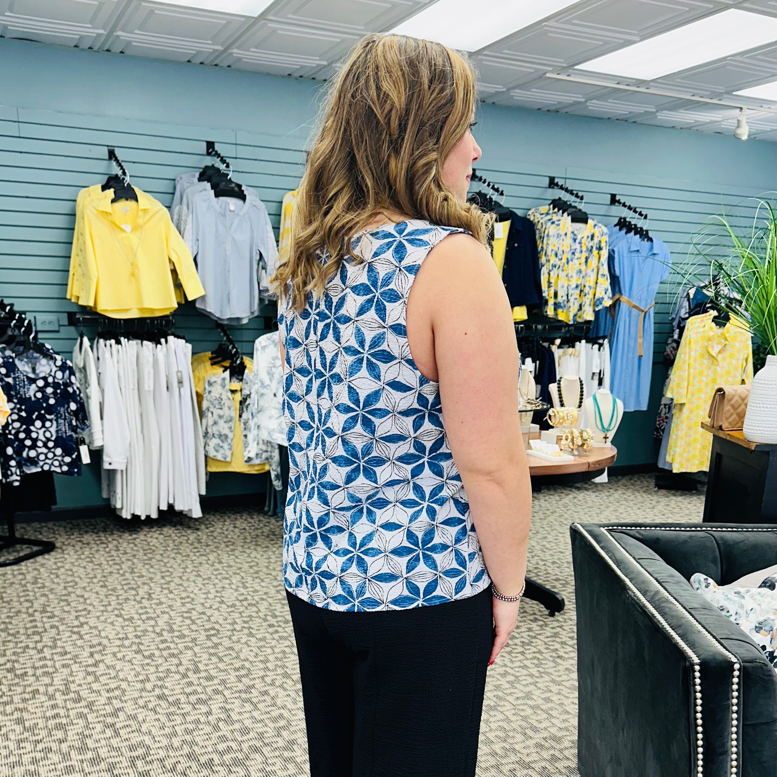 Crinkle Crepe Floral Mix Pleat Tank