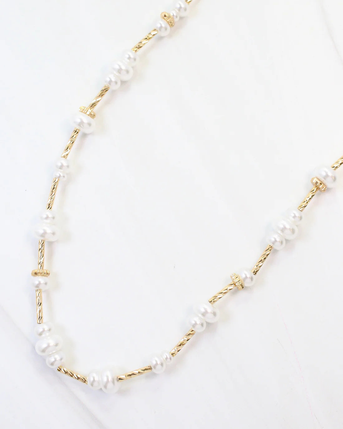 Lola 18" Beaded Necklace Pearl