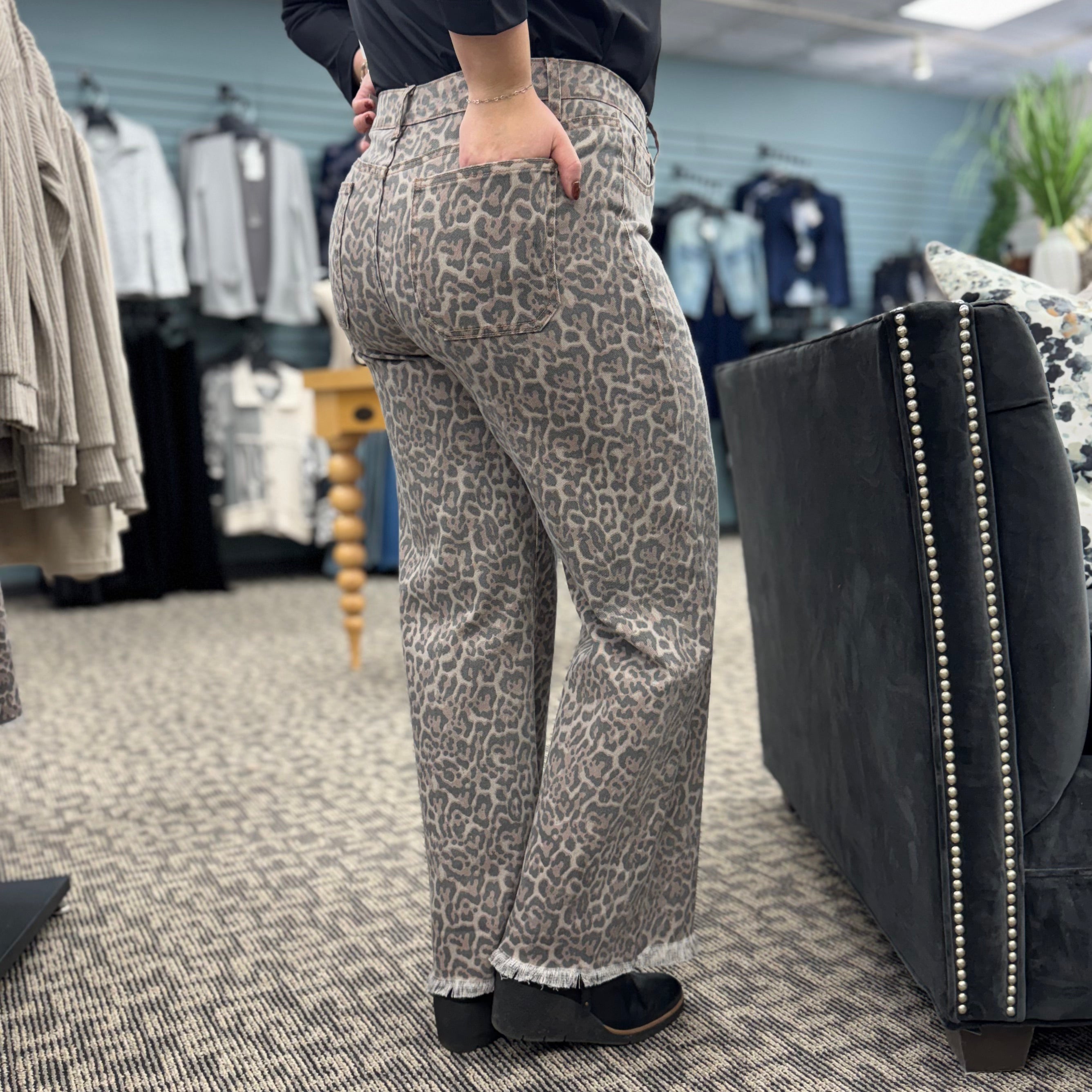 Frayed Edge Wide Leg High Waist Jeans