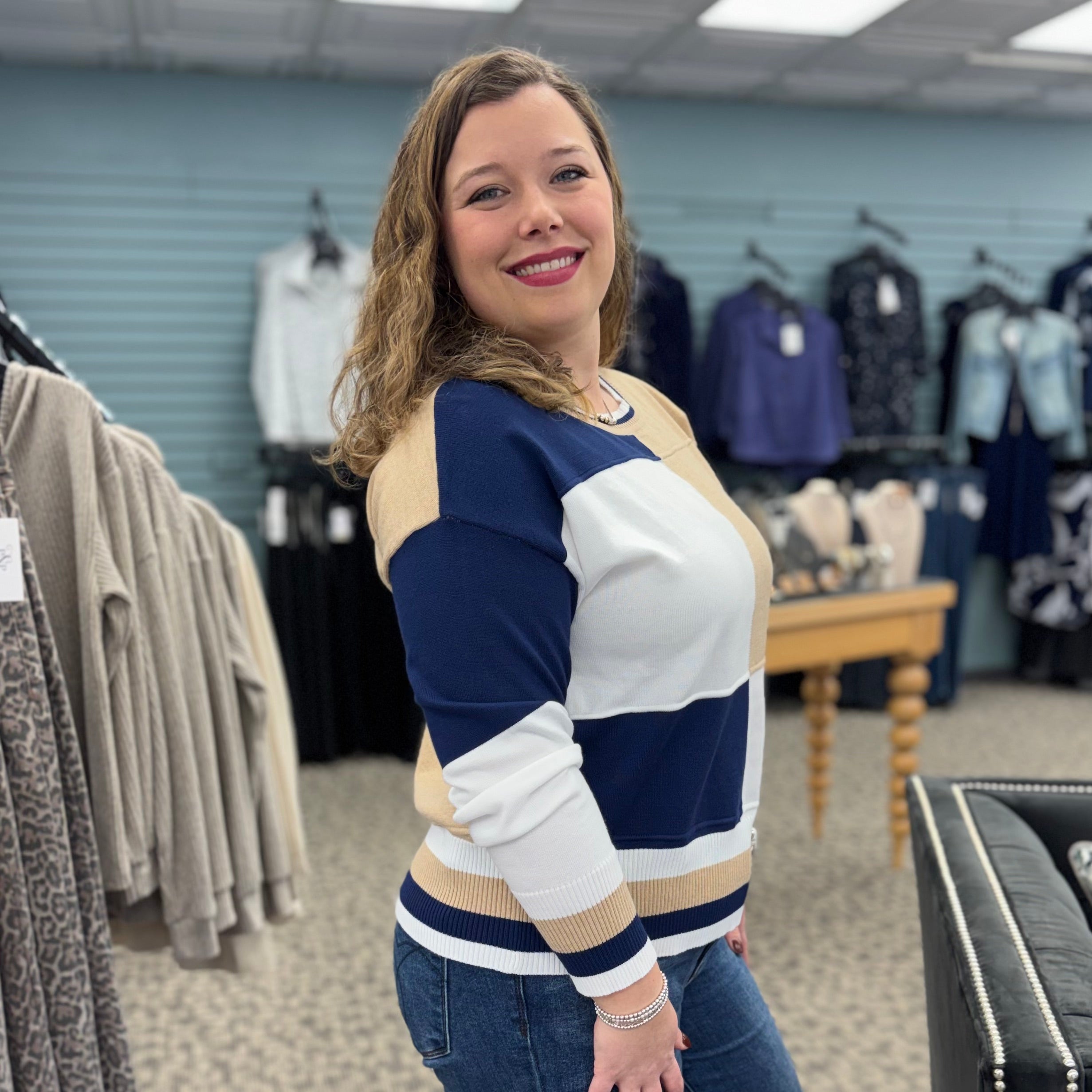 Color Block Knit Top with Long Sleeves