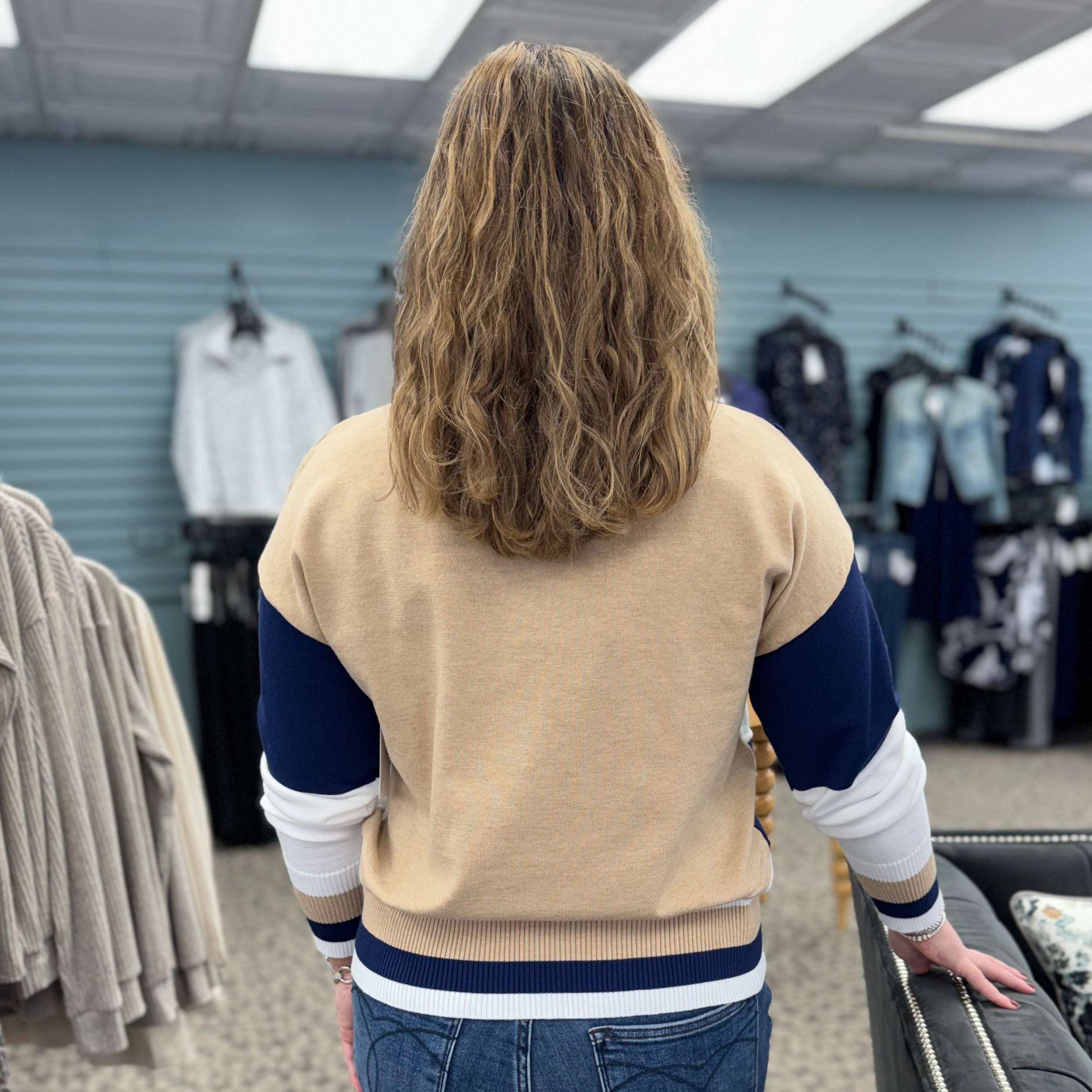 Color Block Knit Top with Long Sleeves