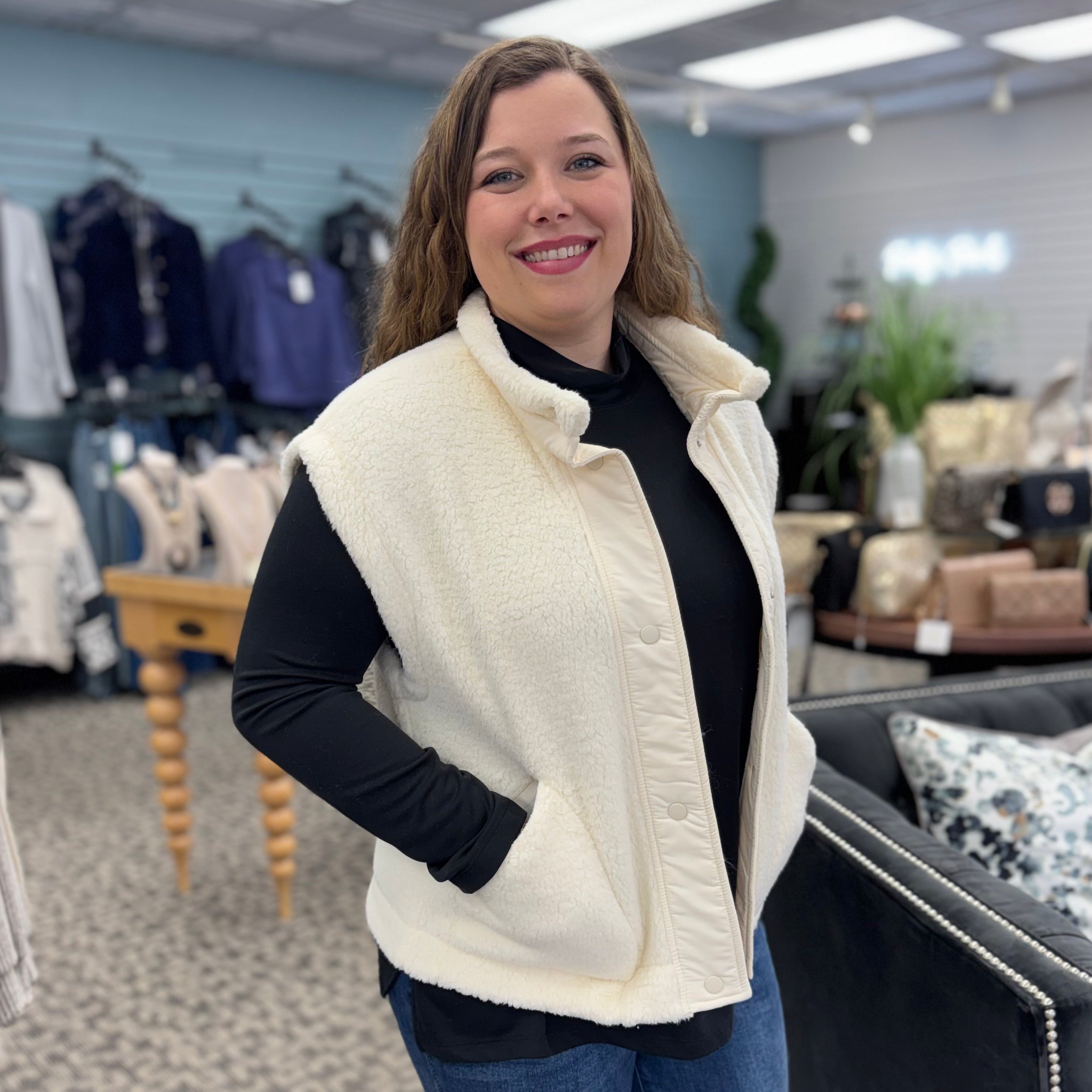 Snap Collar Two Pocket Vest