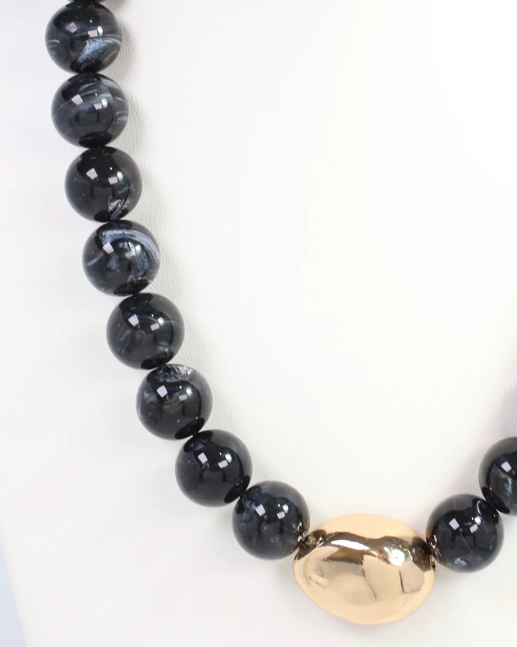 Brooklyn Bold Stone Necklace
