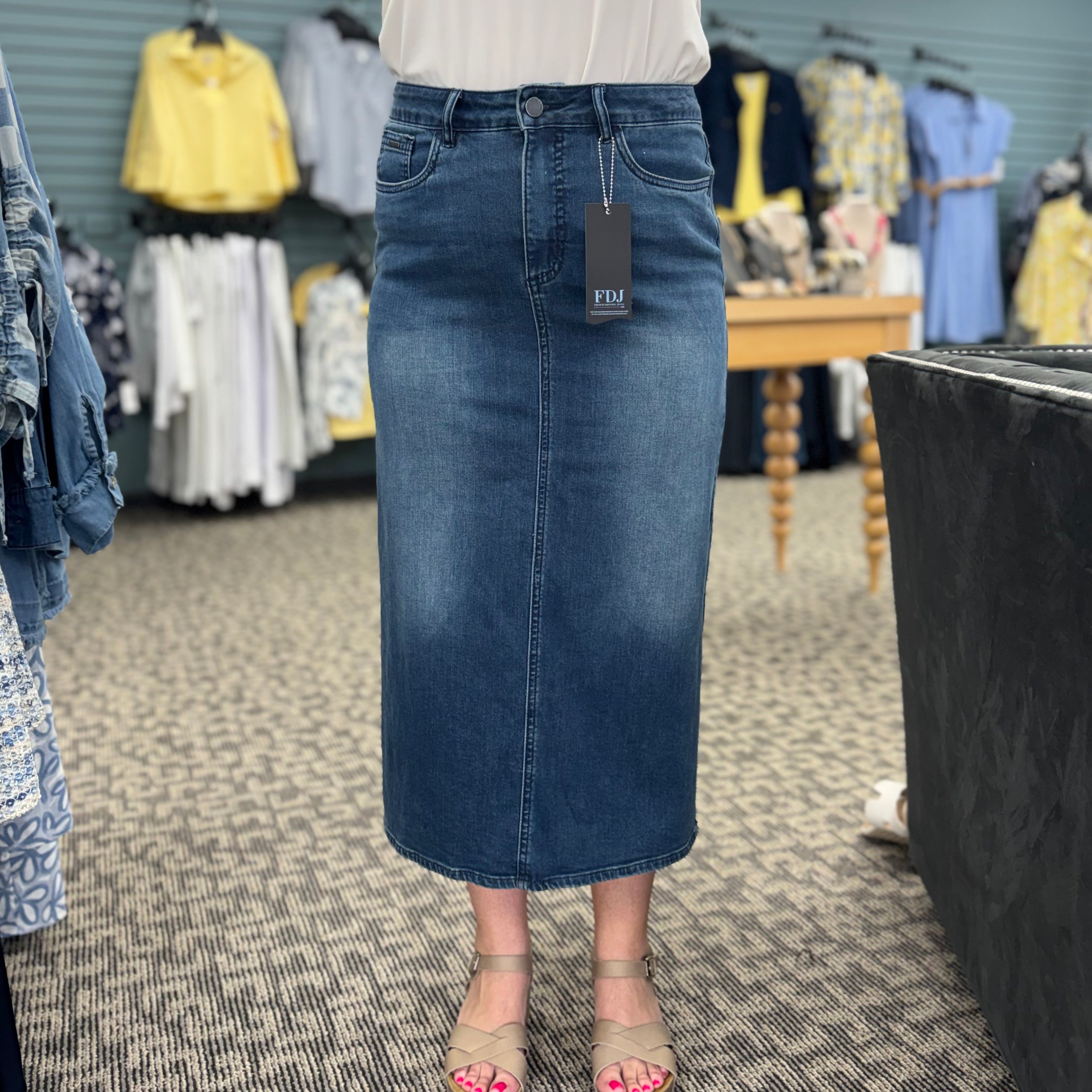 Column Skirt with Slits