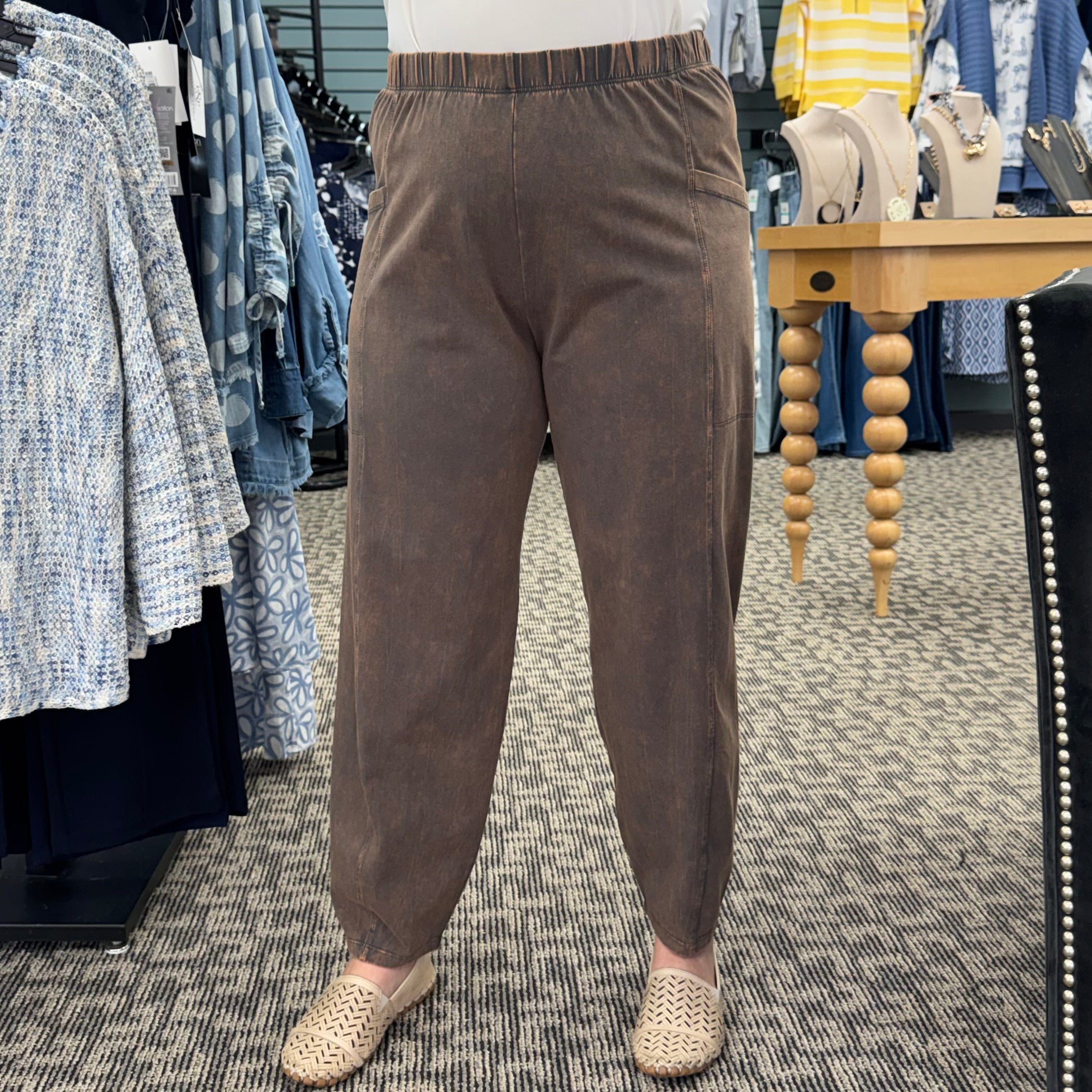 Barrel Leg Stretch Waist Band Pant