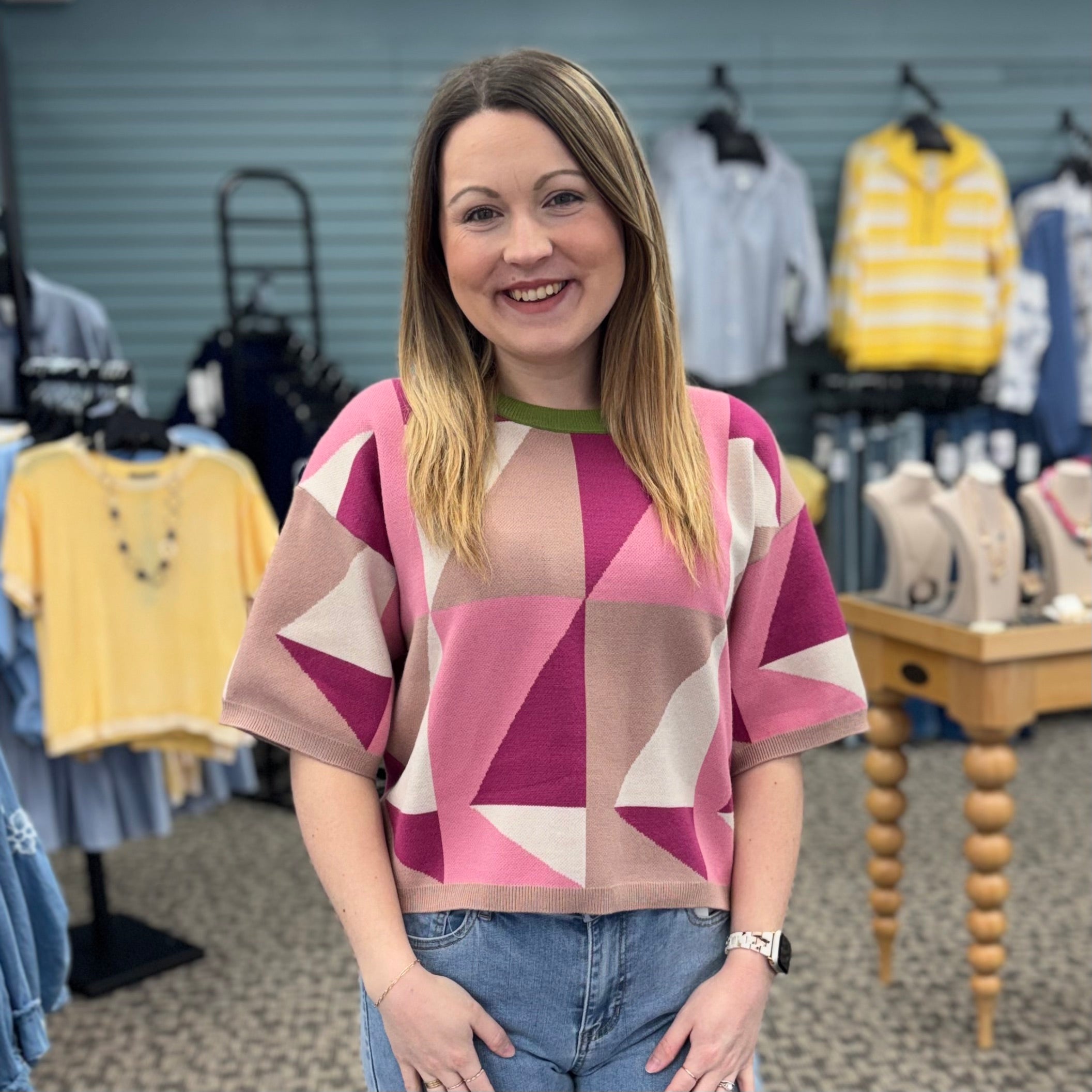 Geometric Pattern Short Sleeve Knit Top