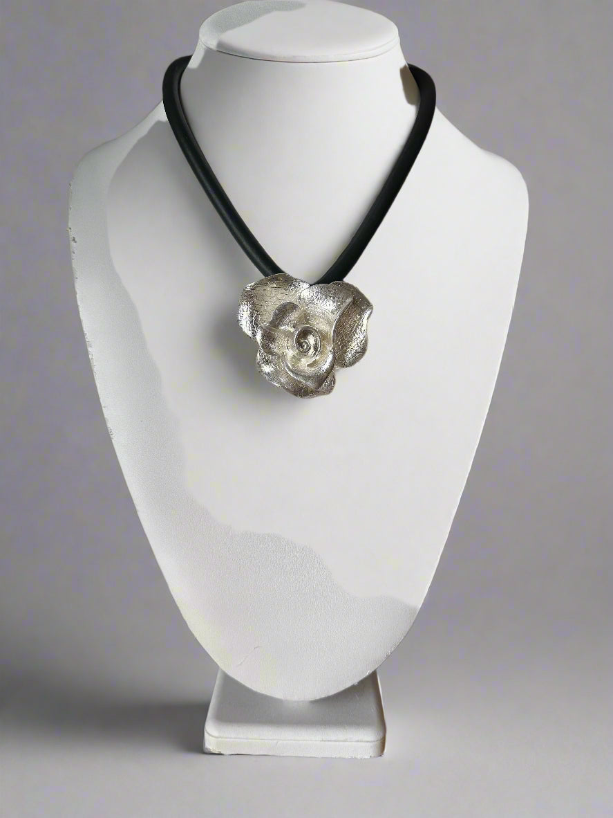 Short Silver Rose Necklace