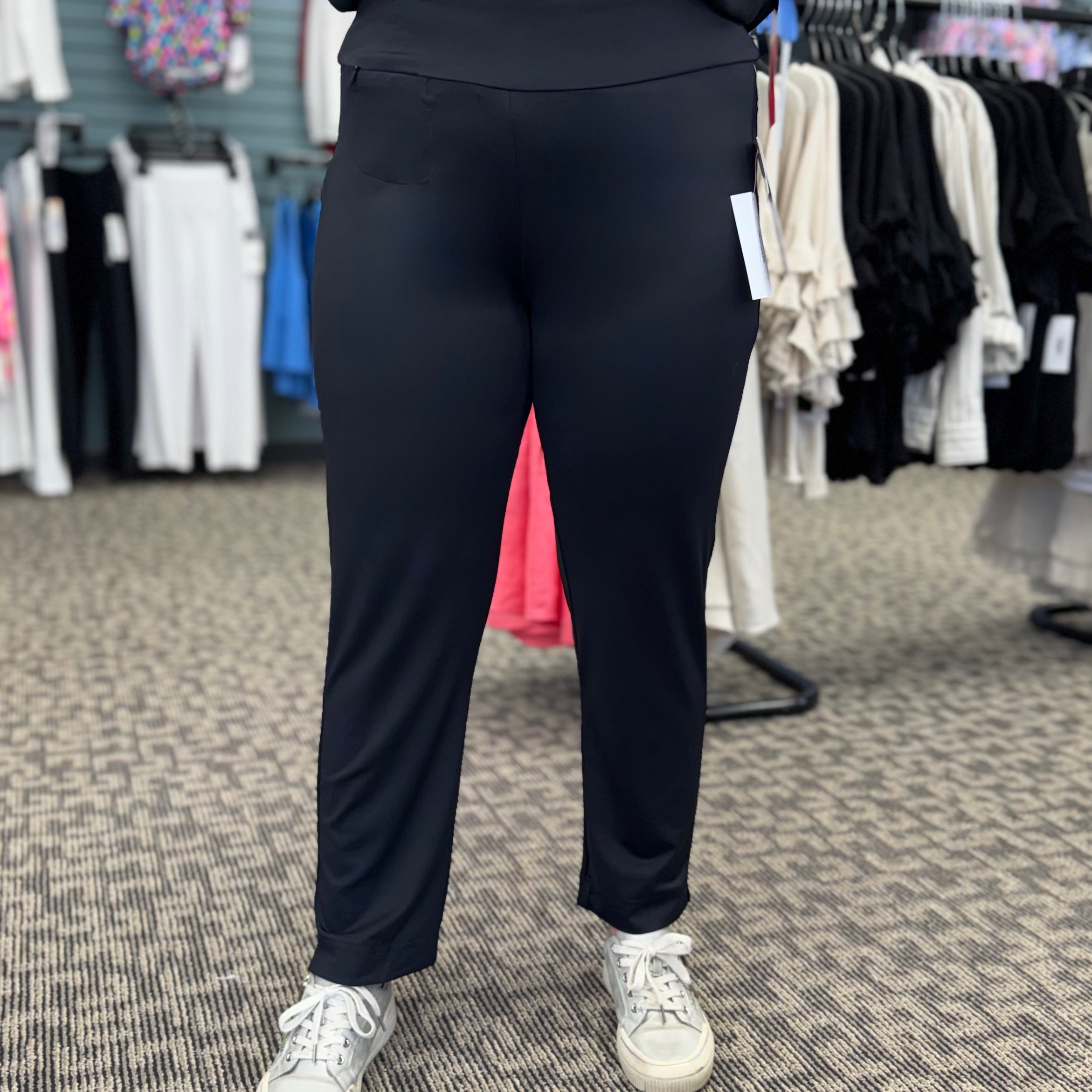 Secret Pocket Detail Capri