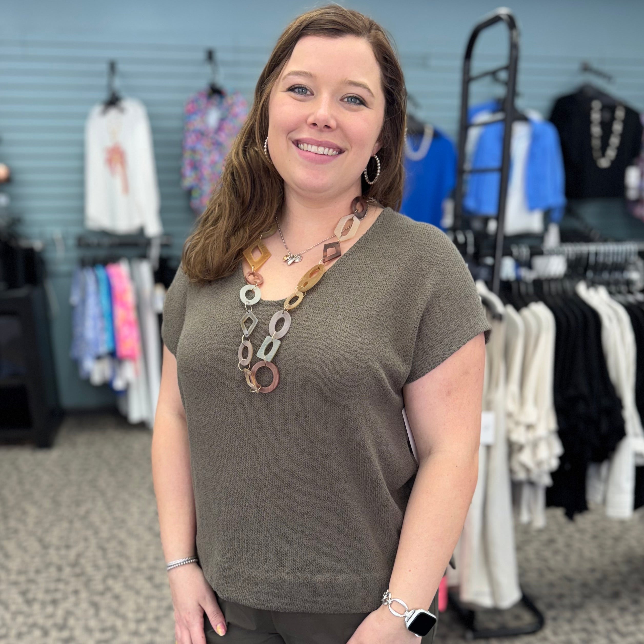Renuar Lightweight Knit V-Neck Top