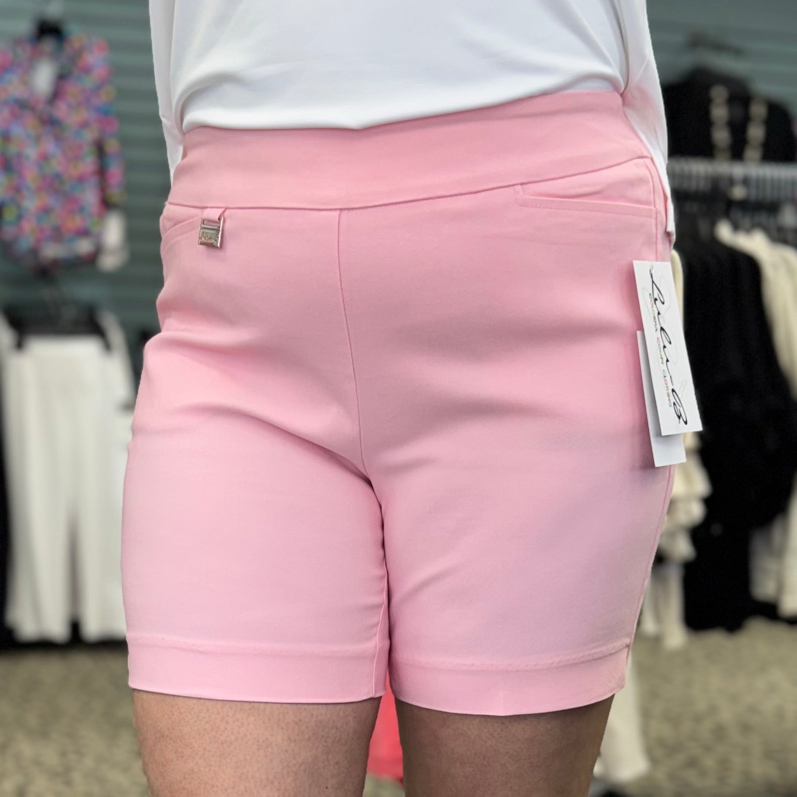 Pull-On Shorts with Side Vent