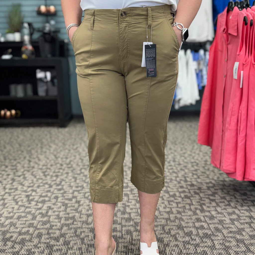 Christina Pintuck Capri – Henna