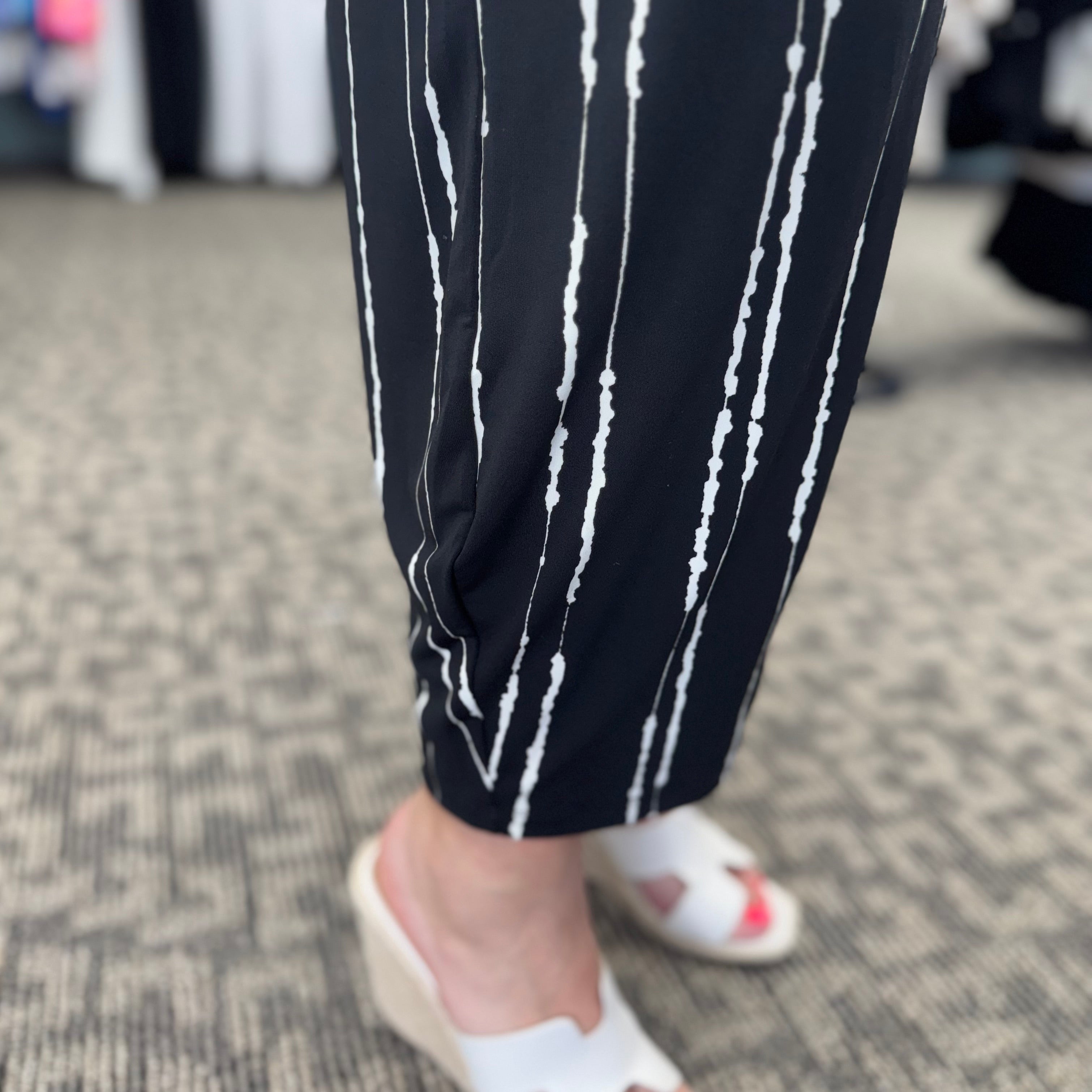 Narrow Lantern Pant Print