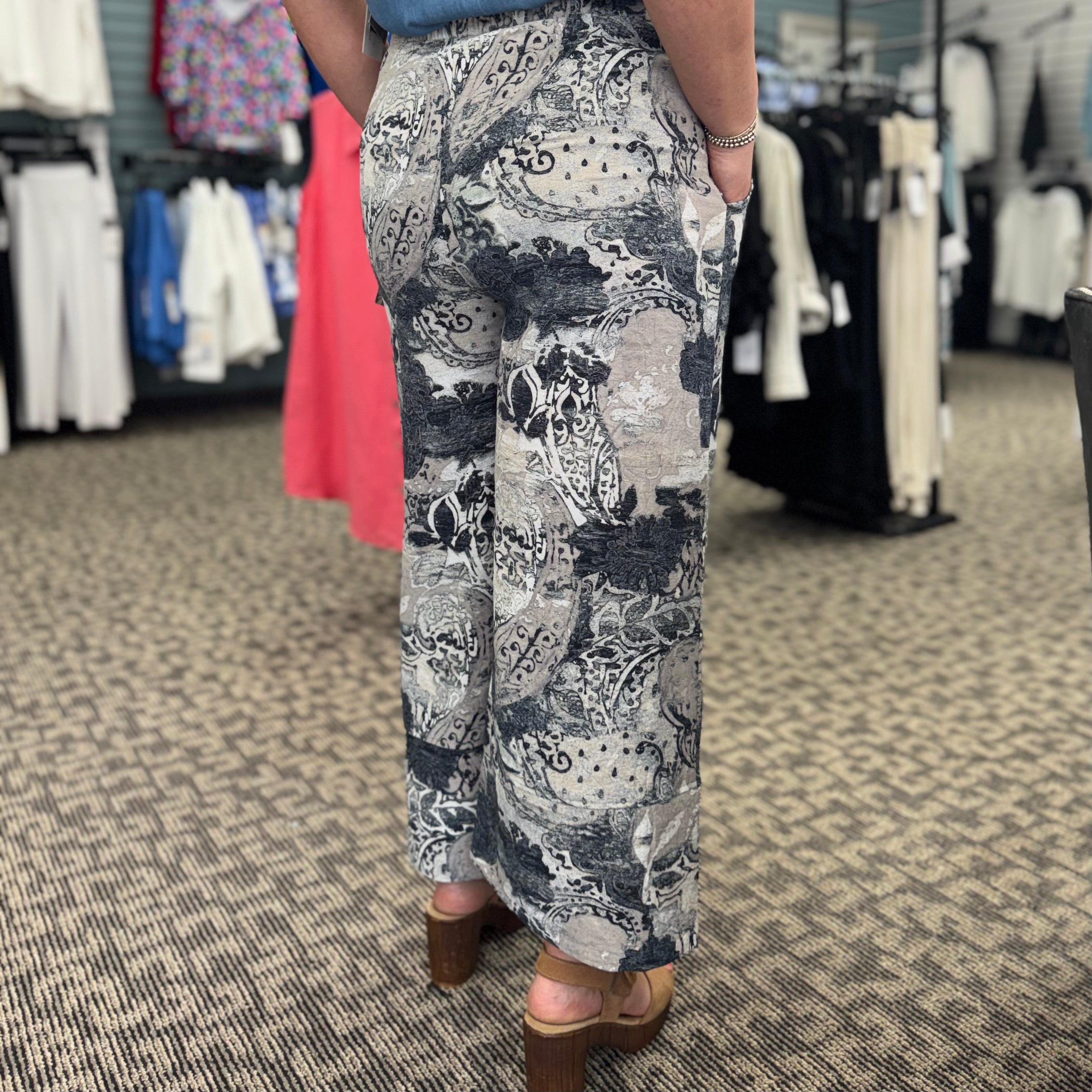 Destination Unknown Medley Crop Pant