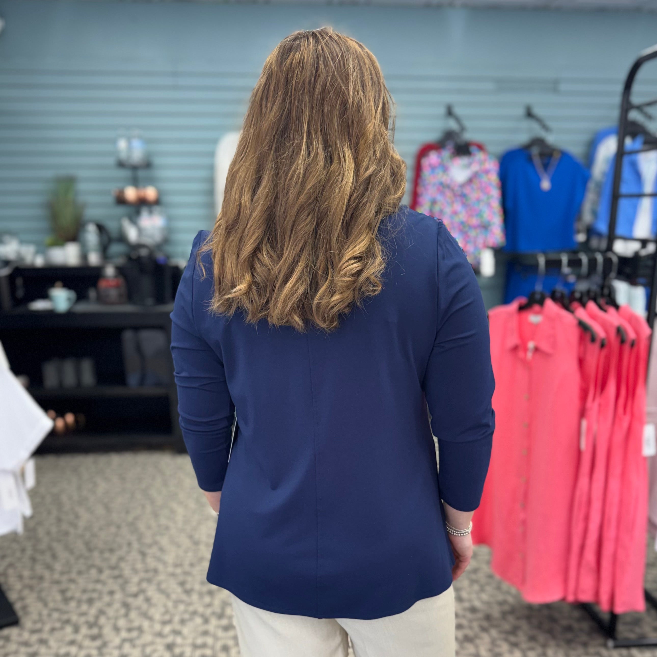 Core Travel Solid Seamed Tunic