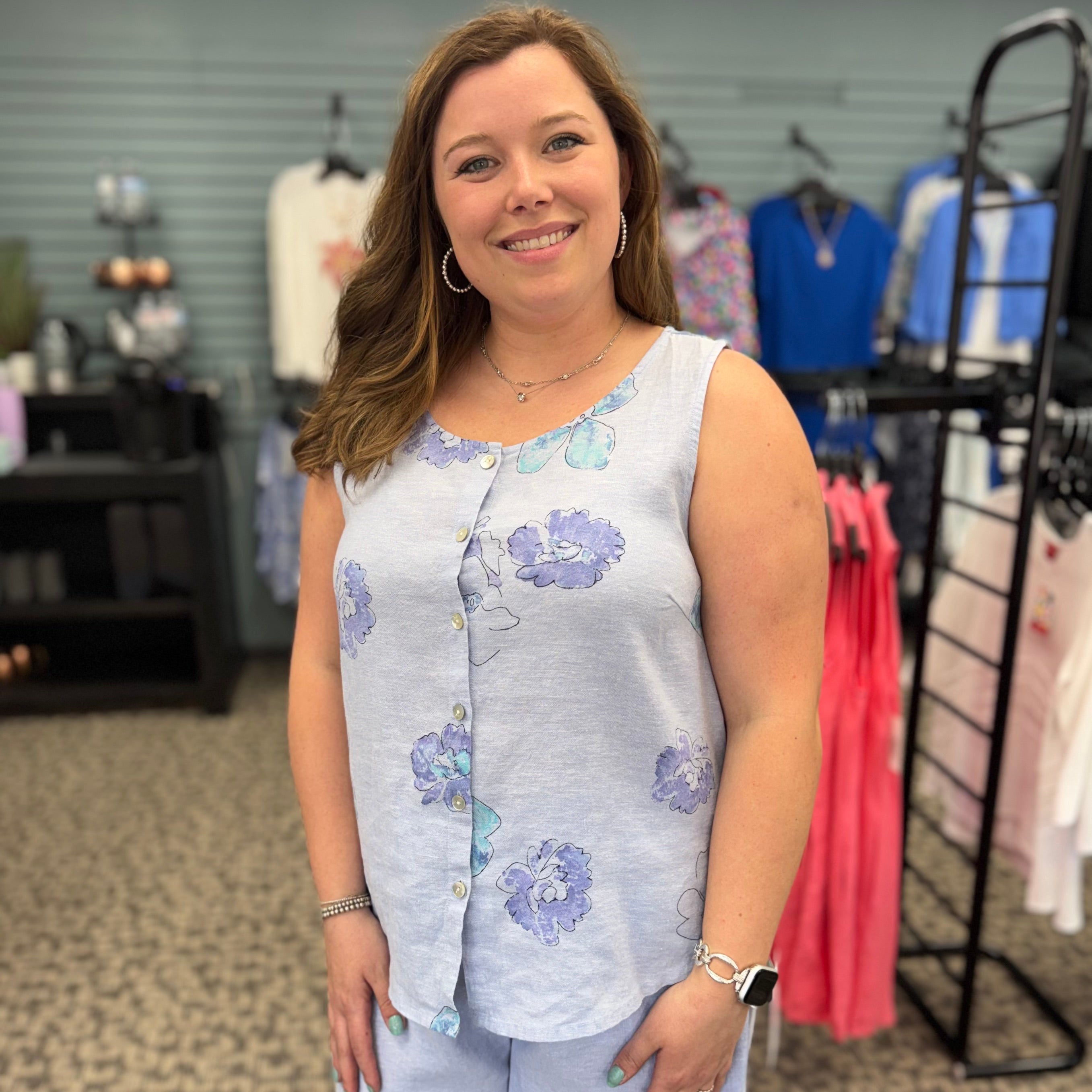 Linen Floral Pleat Back Button Tank