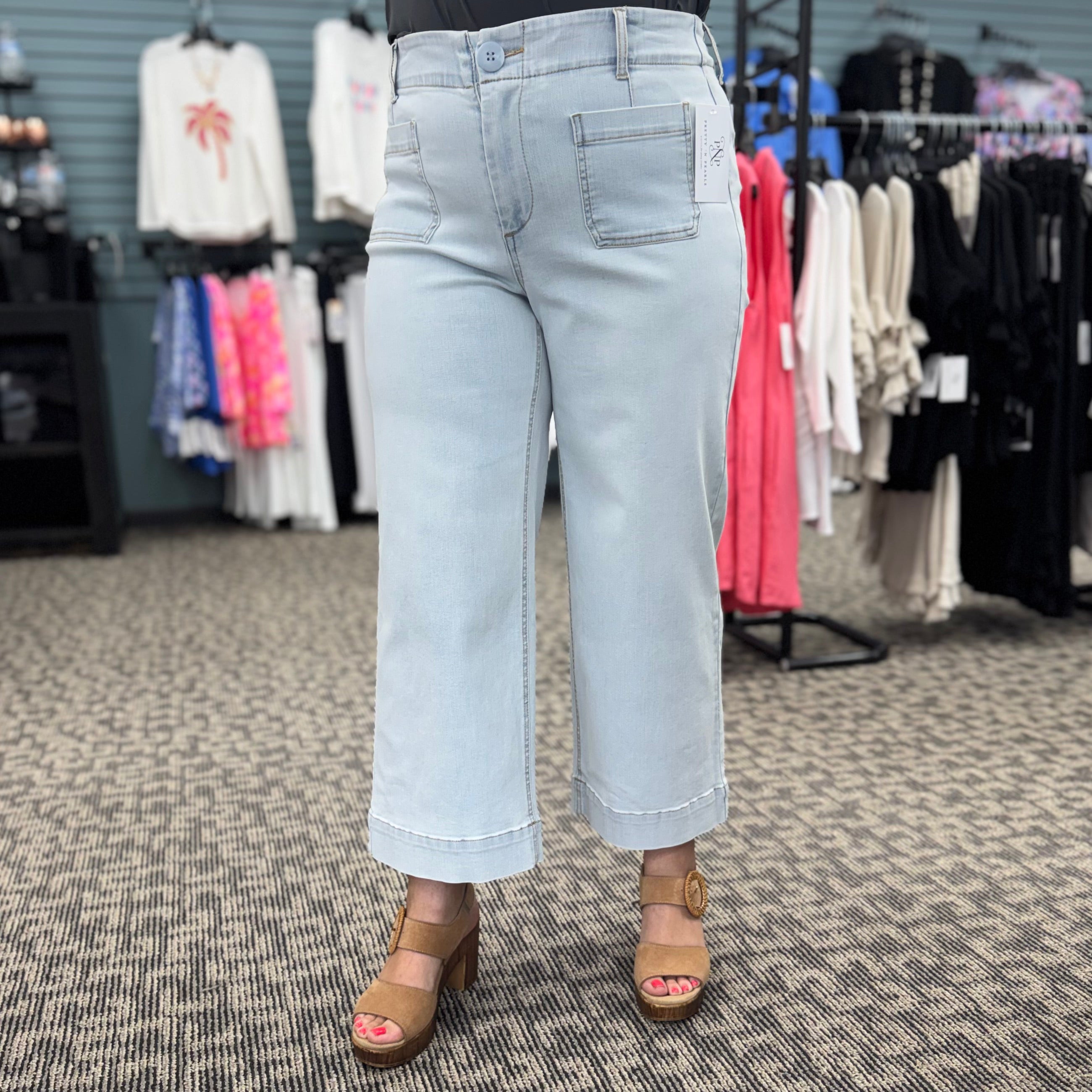Renuar Patch Pocket Denim Cropped Pant