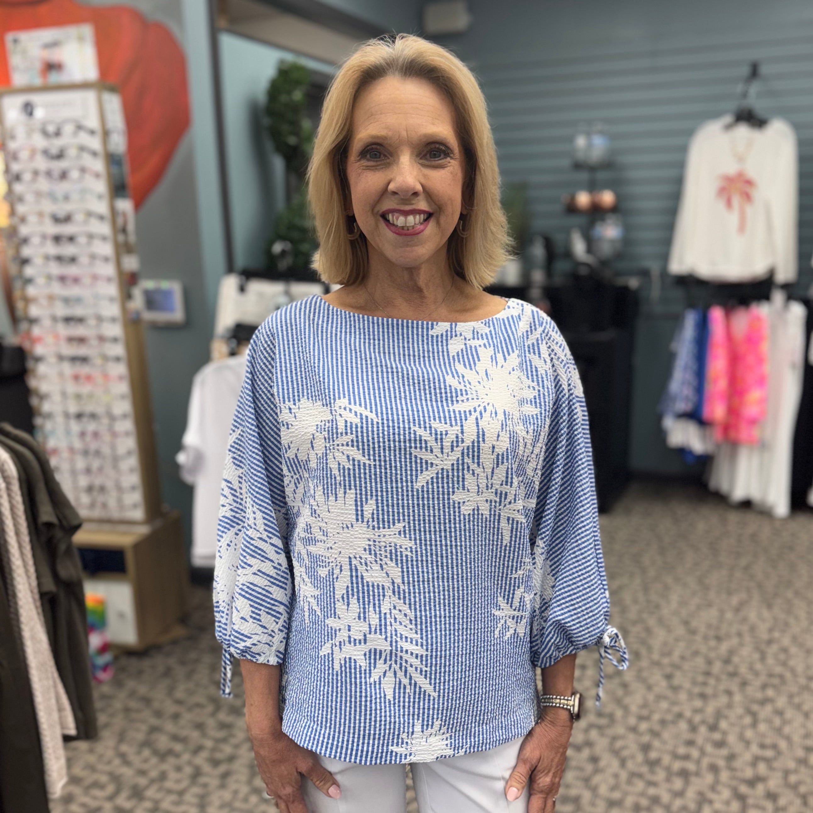 Woven Seersucker Floral Print Trapeze Top