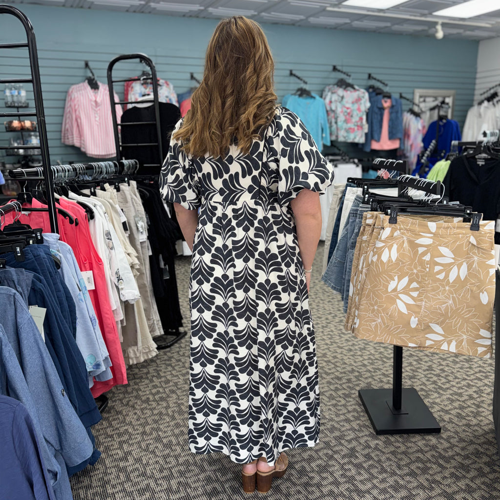 Boho Floral Smocked Midi Dress with Puff Sleeves &amp; Pockets