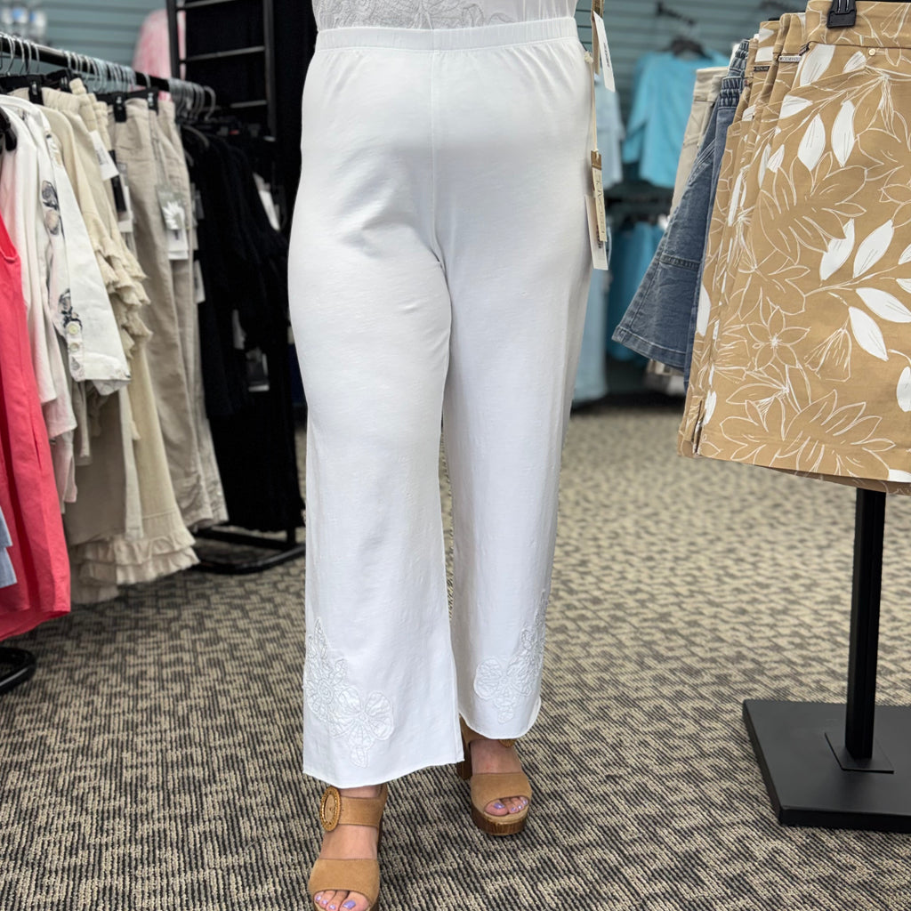 Embroidered Appliqué Pocket Flood Pant