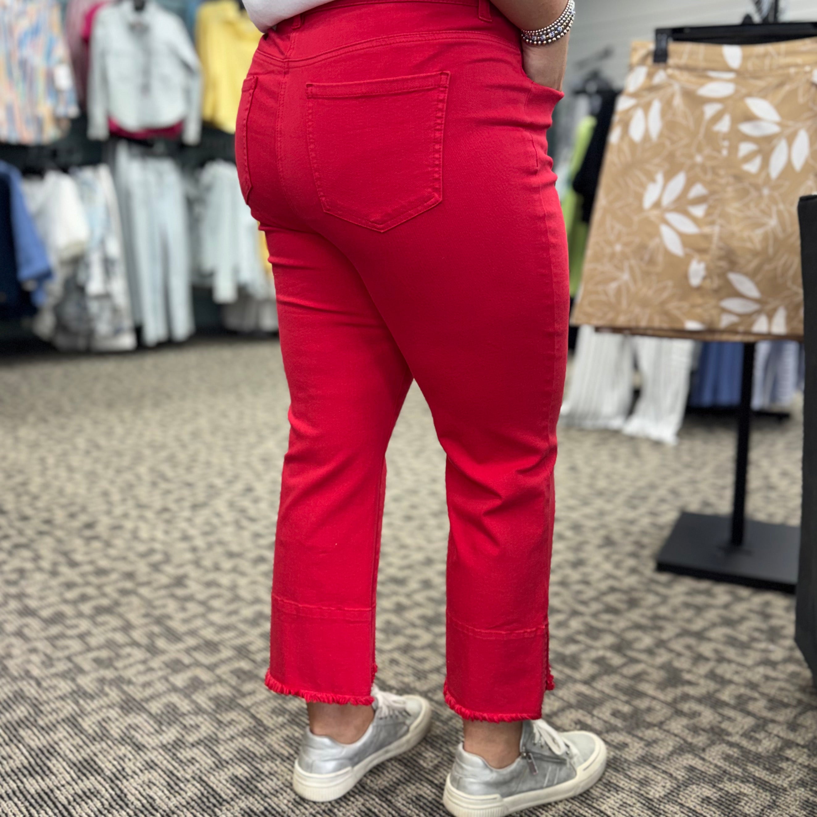 Zip & Button Front Hi-Lo Hem Crop Pant