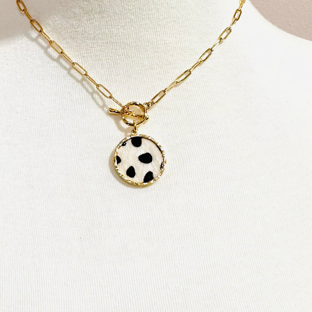 ANIMAL PRINT NECKLACE