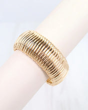Load image into Gallery viewer, Cobra Stretch Bracelet Gold
