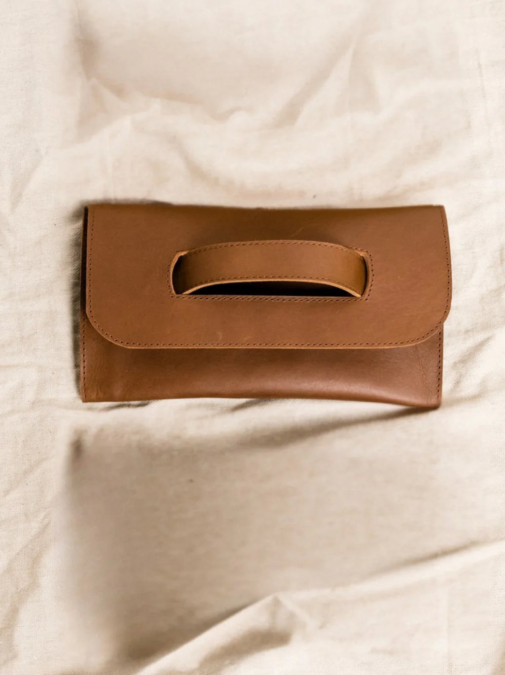 Able Mare Handle Clutch