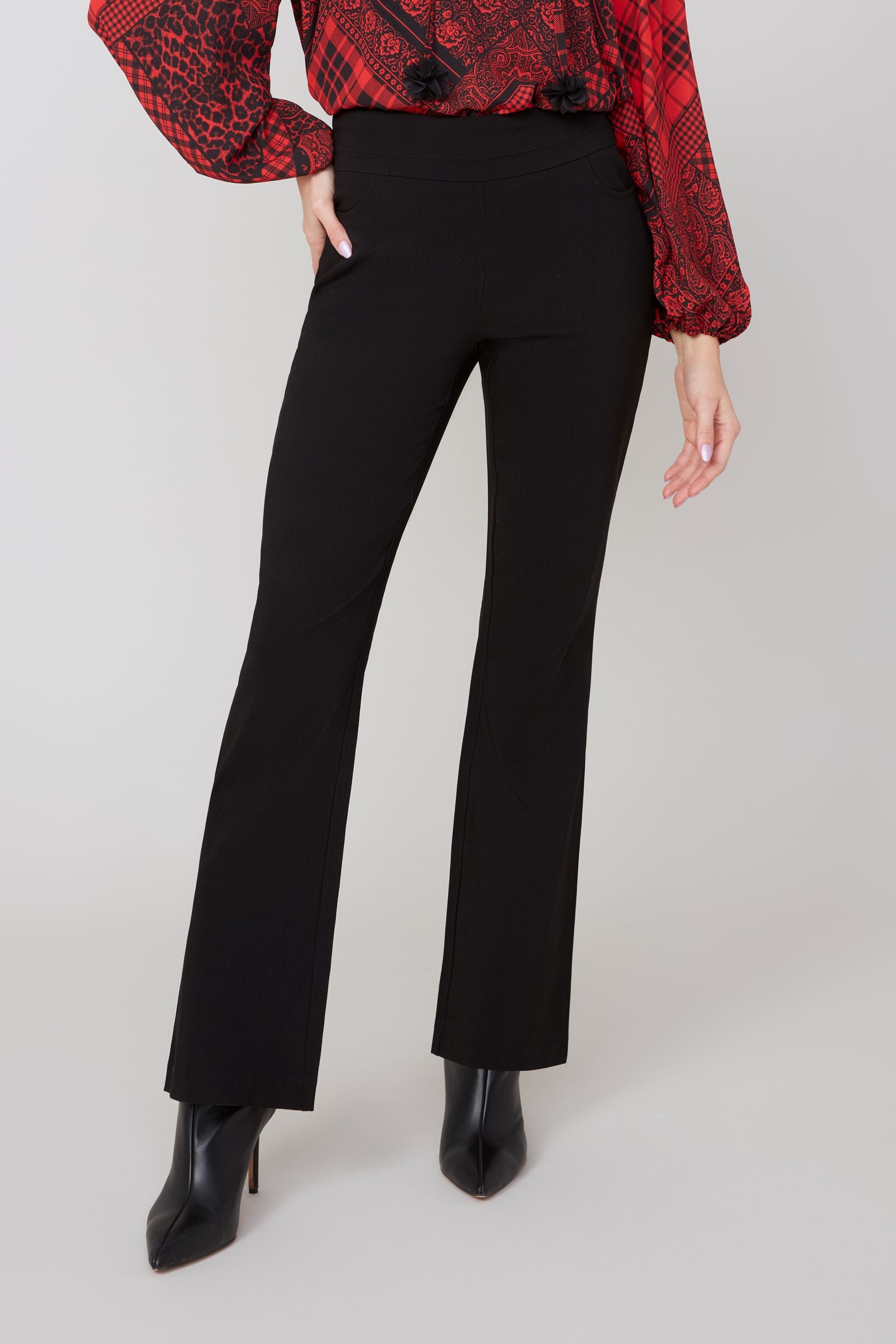 R10051 Pull-On Bootcut Pant