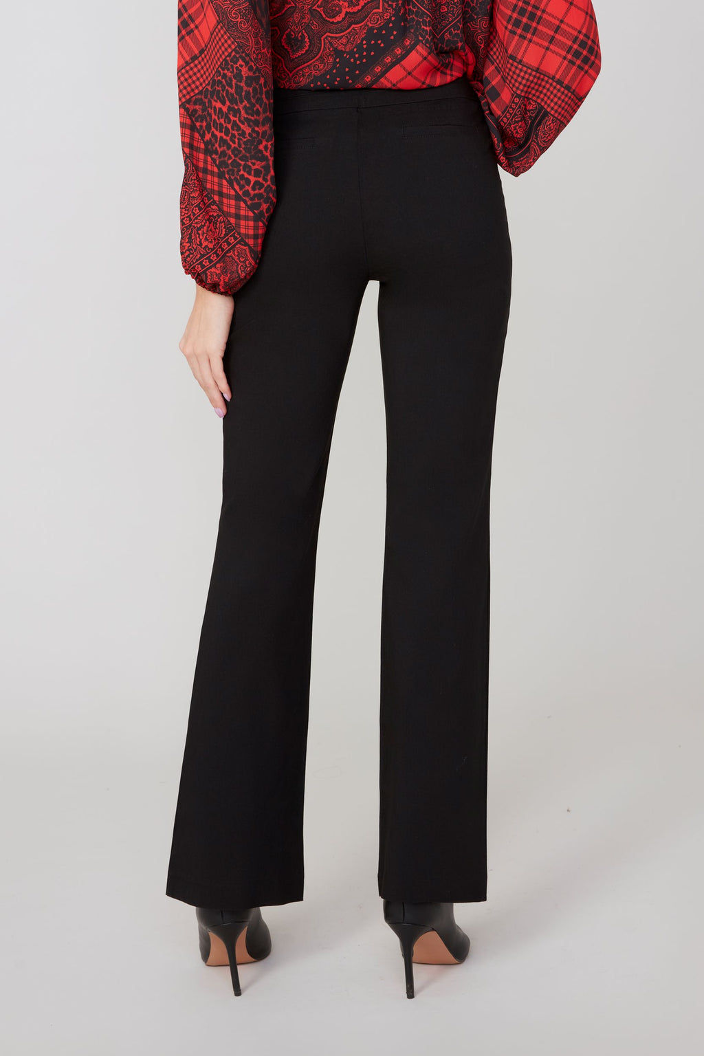 R10051 Pull-On Bootcut Pant