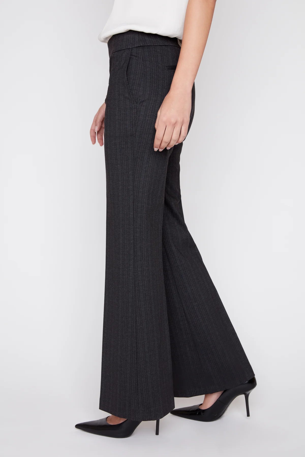 Animal Print Cropped Straight Leg Knit Pant