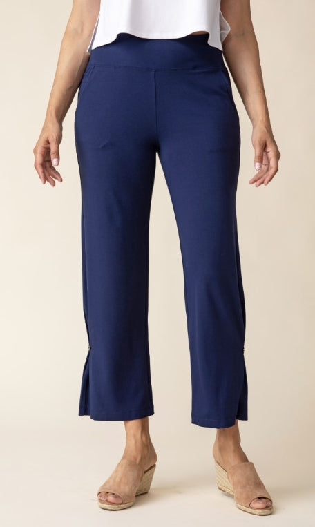 55970 Core Travel Side Pleat Pant