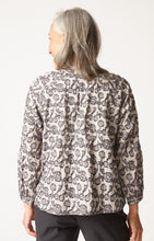 Load image into Gallery viewer, 15800 Floral Jacquard Romance Shirt
