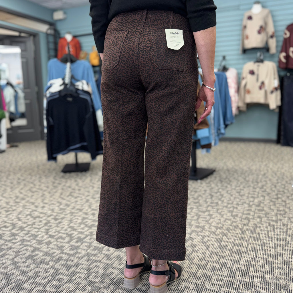 Printed Cropped Wide Leg Twill Pants with Patch Pockets