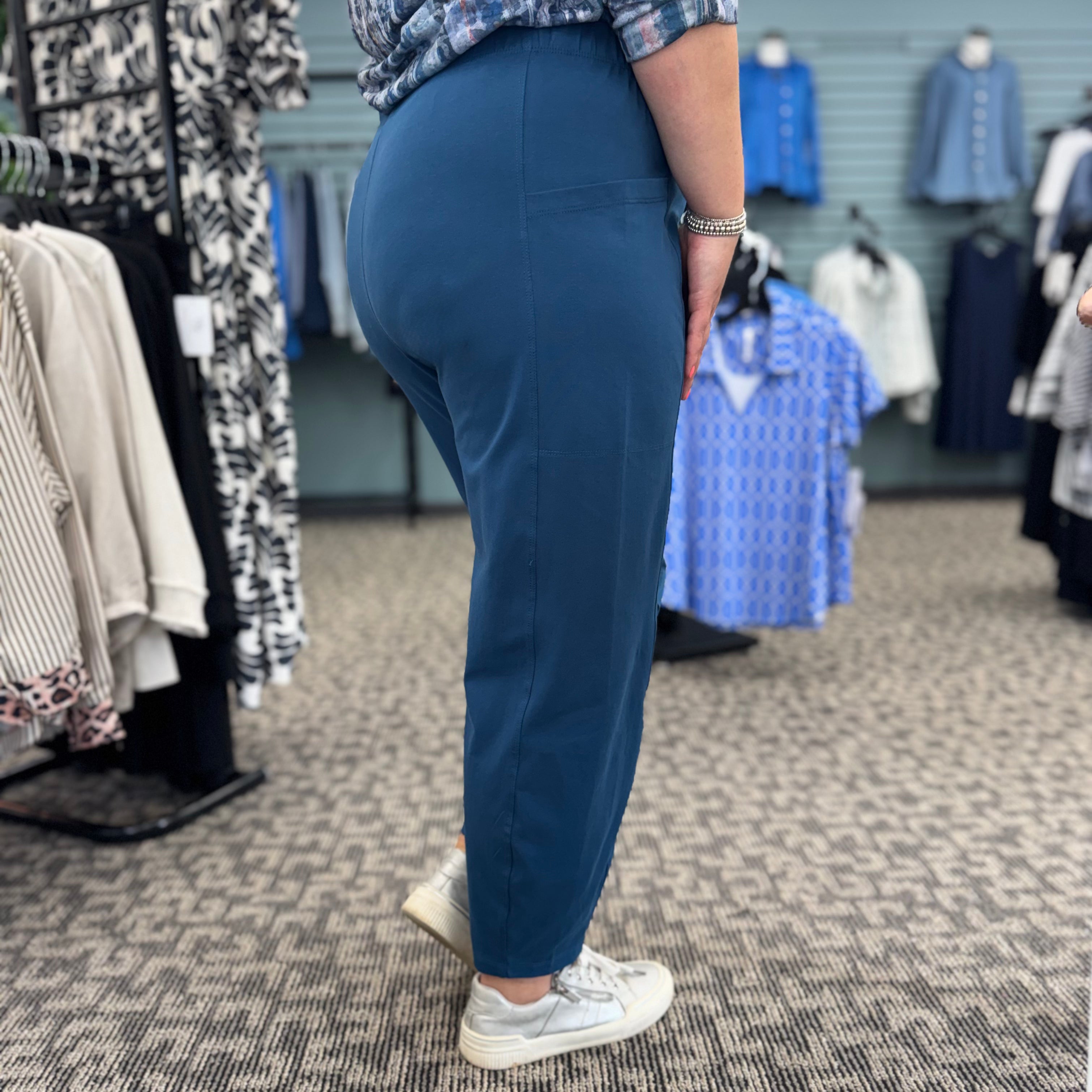 Barrel Leg Stretch Waist Band Pant