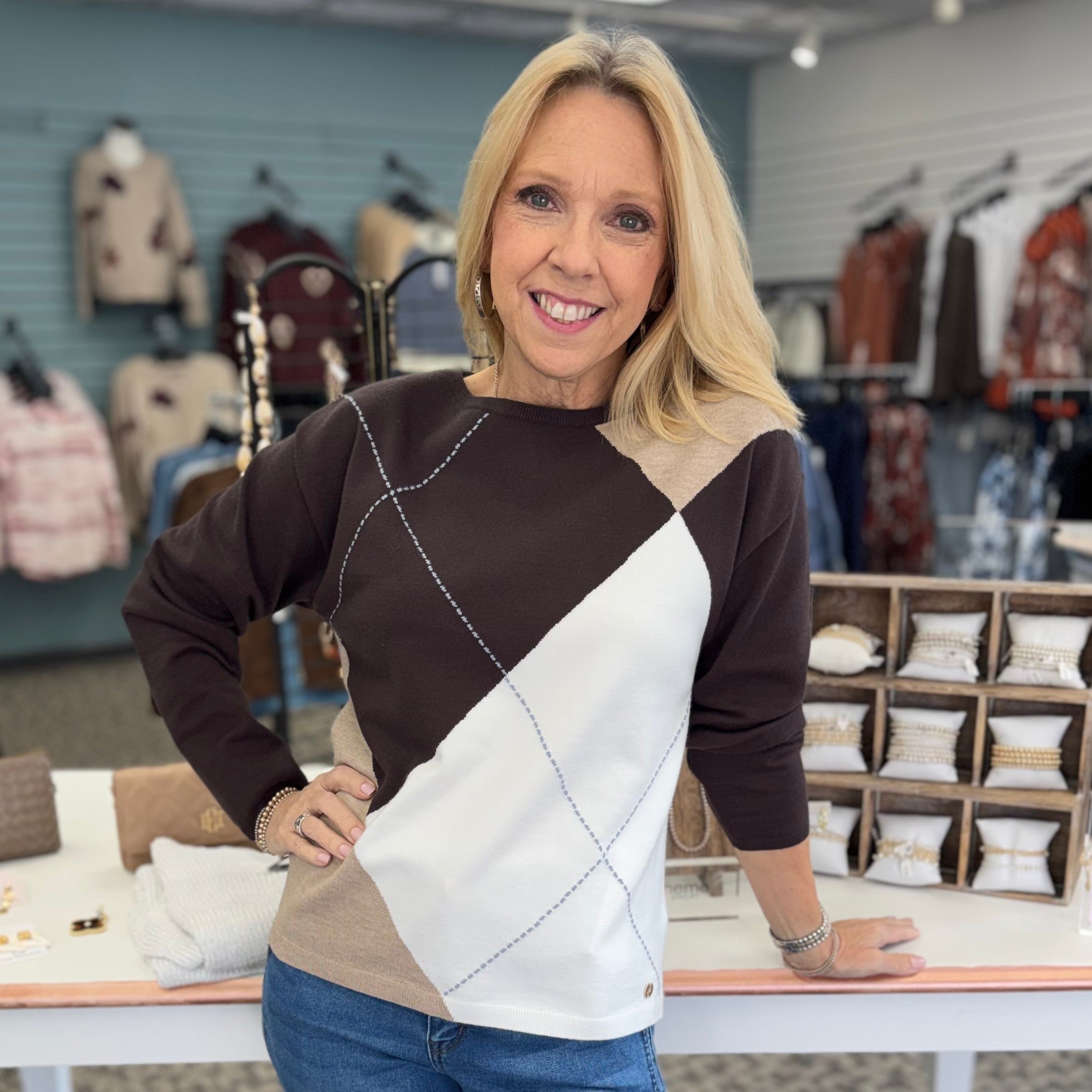 Argyle Pattern Crewneck Sweater