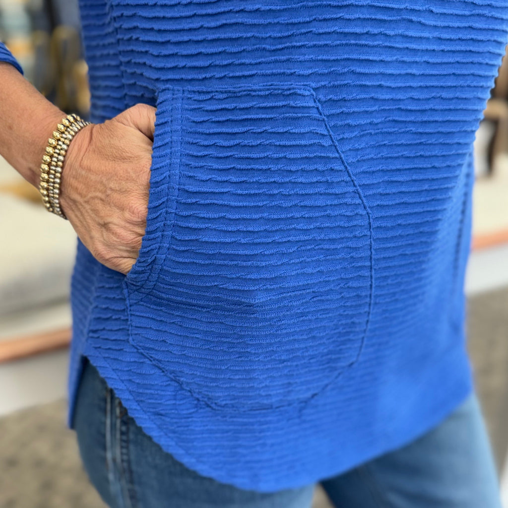 Lulu-B Textured 2-Pocket Tunic Sweater- Blue