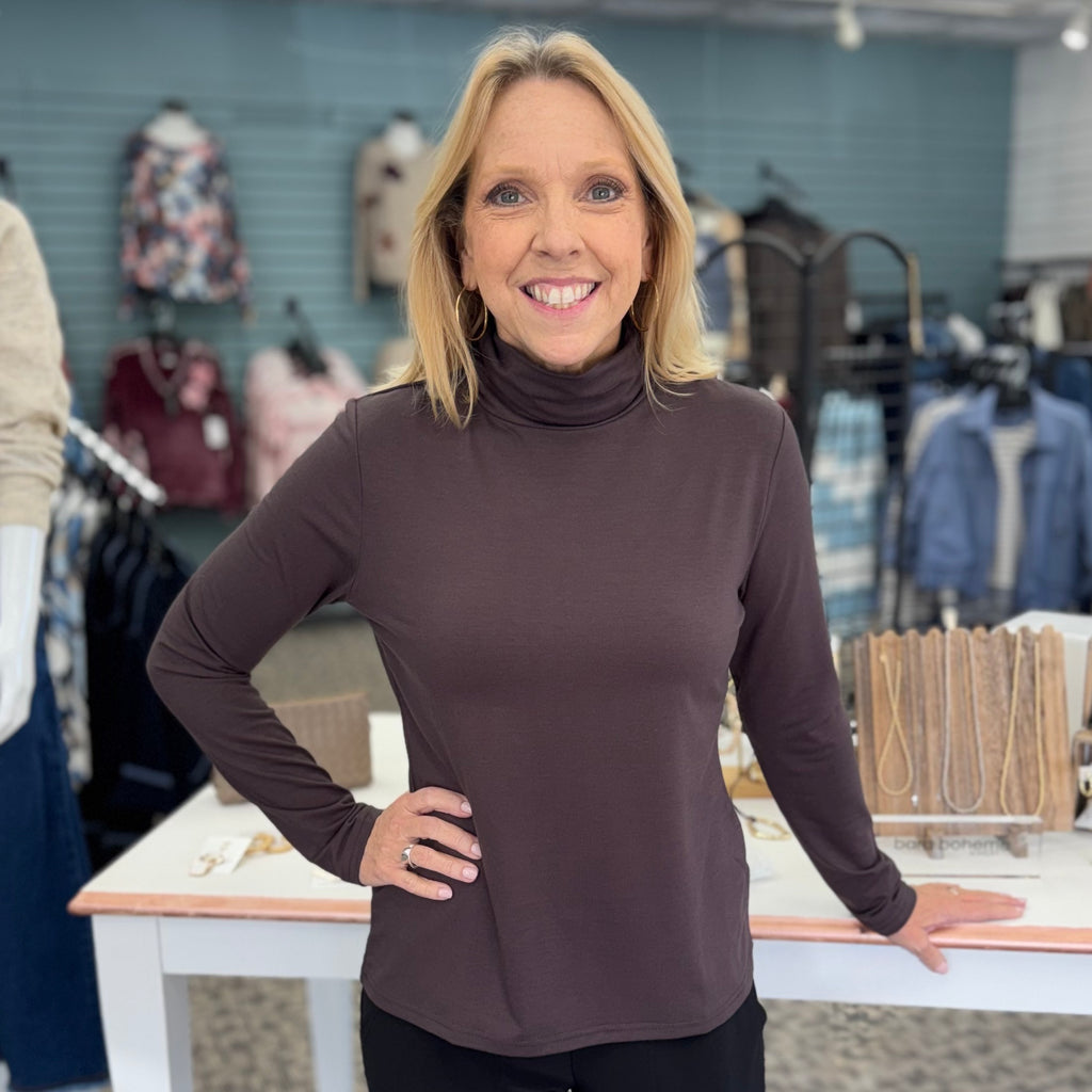 Lulu B Turtleneck Shell Top